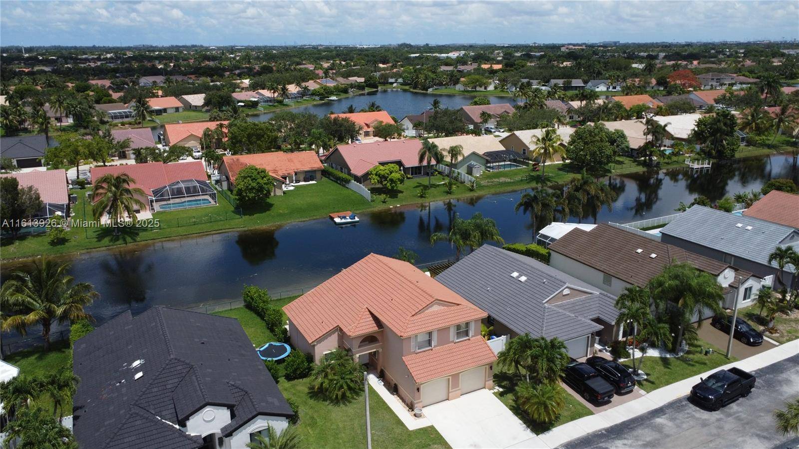 Pembroke Pines, FL 33028,975 NW 165th Ave