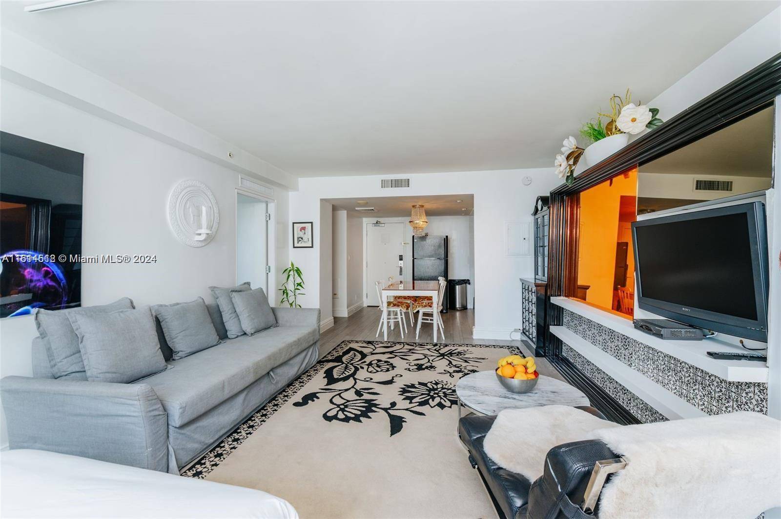 Miami Beach, FL 33139,1100 West Ave #1004
