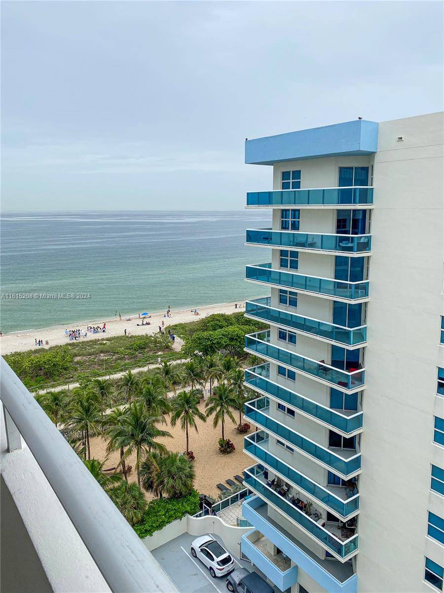 Surfside, FL 33154,9225 Collins Ave #1206