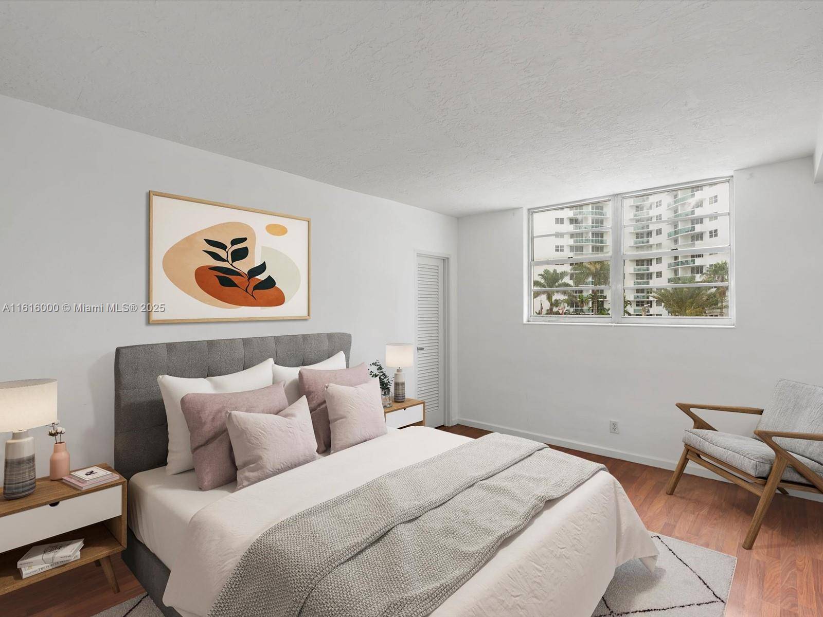 Hollywood, FL 33019,3000 S Ocean Dr #206