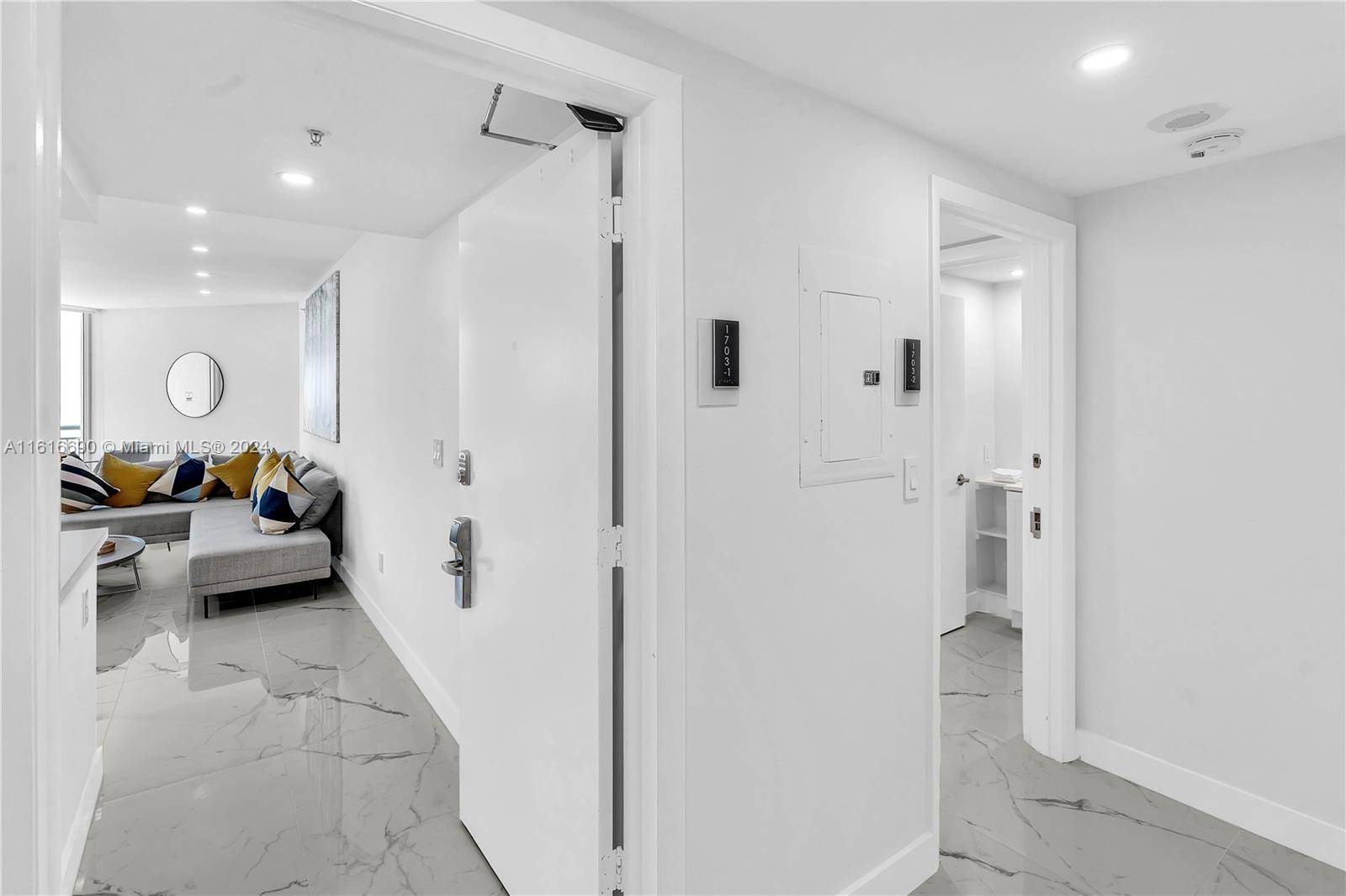 Sunny Isles Beach, FL 33160,17375 Collins Ave #1703