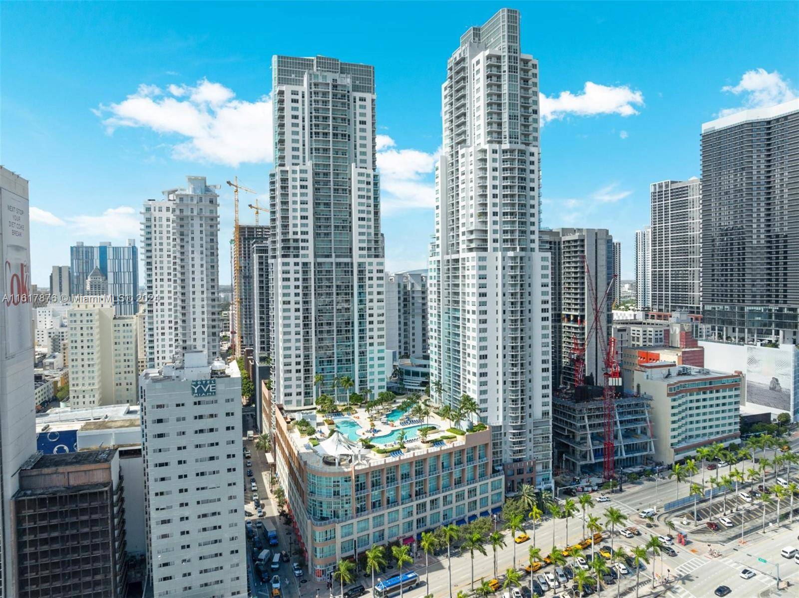 Miami, FL 33132,244 Biscayne Blvd #3808