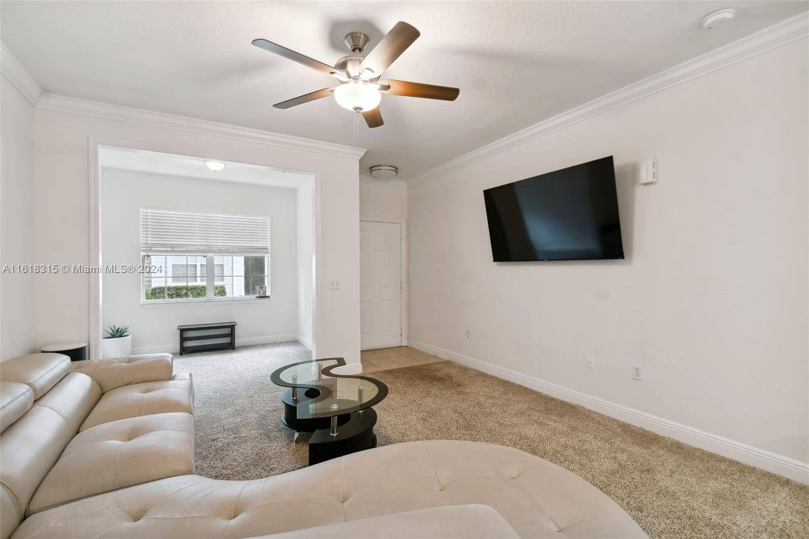Winter Garden, FL 34787,200 SOUTHERN PECAN CIR #105