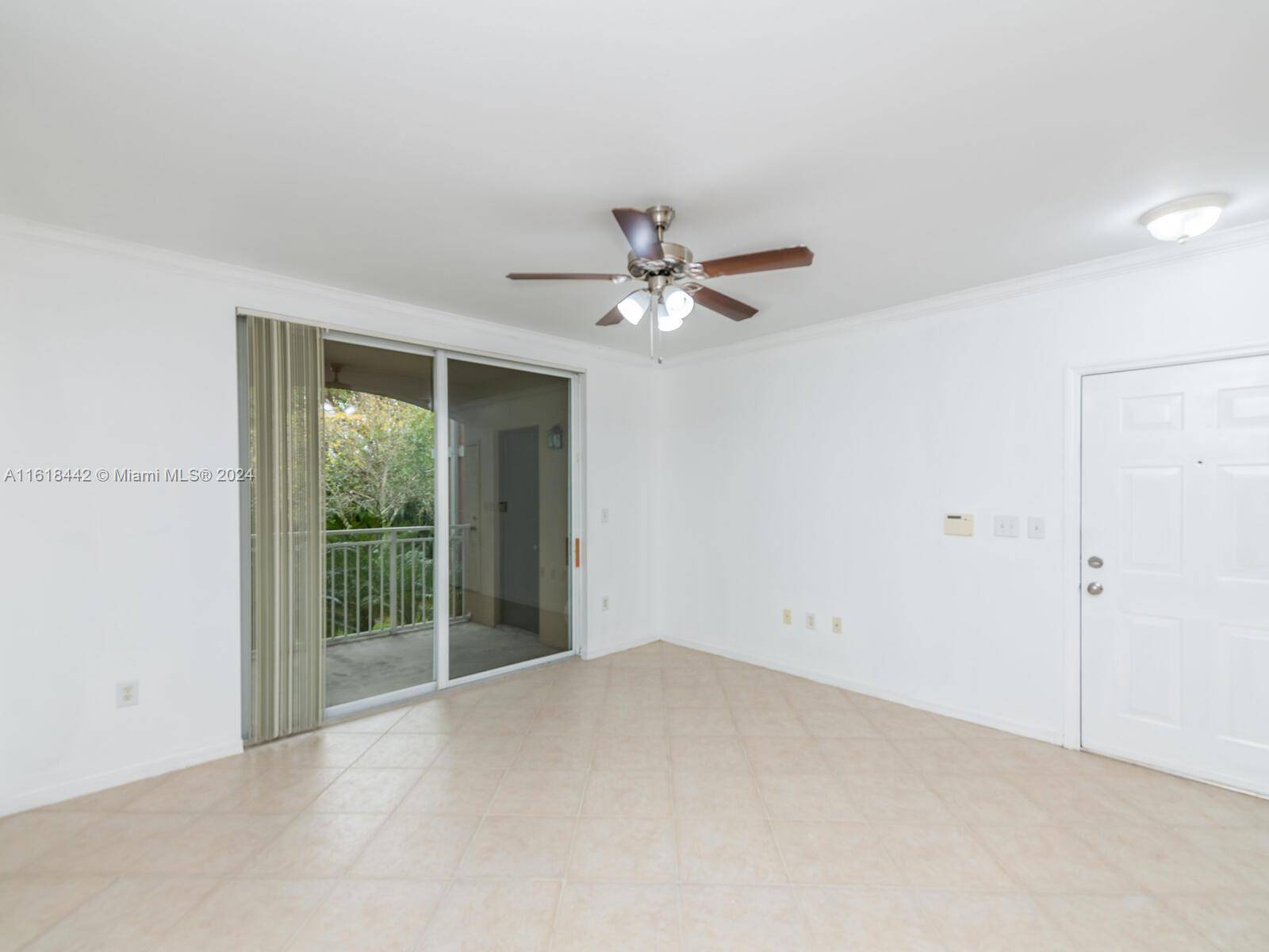 West Palm Beach, FL 33411,6492 Emerald Dunes Dr #206