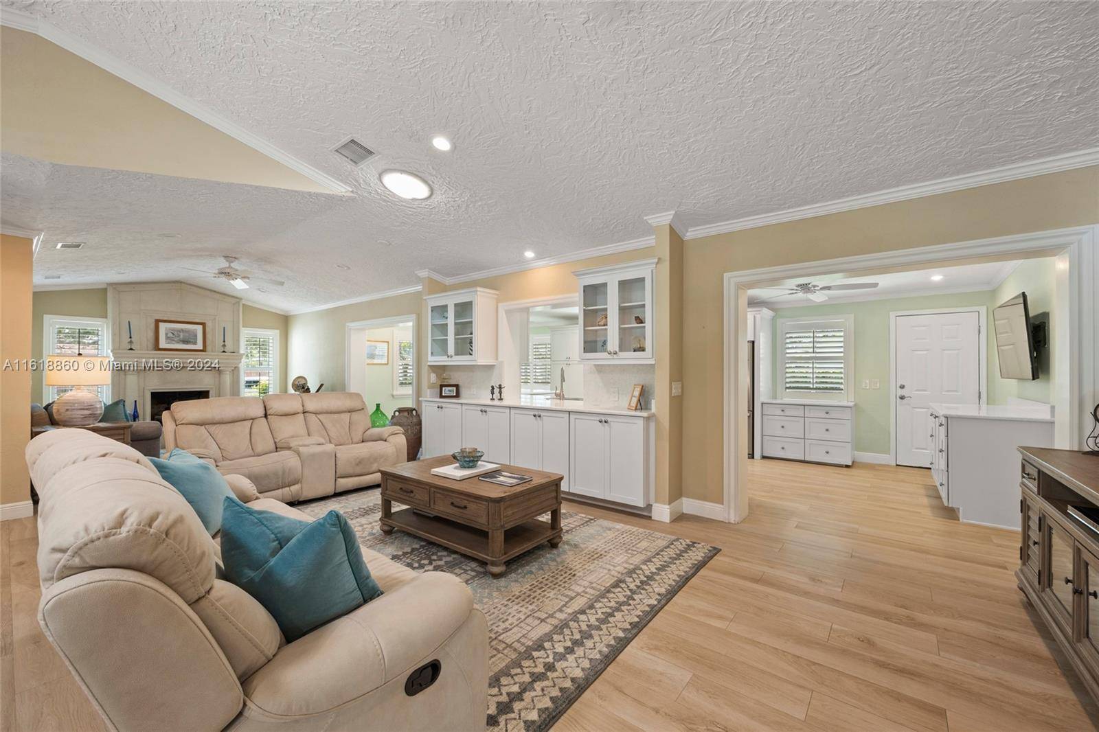 Royal Palm Beach, FL 33411,256 Ponce De Leon St