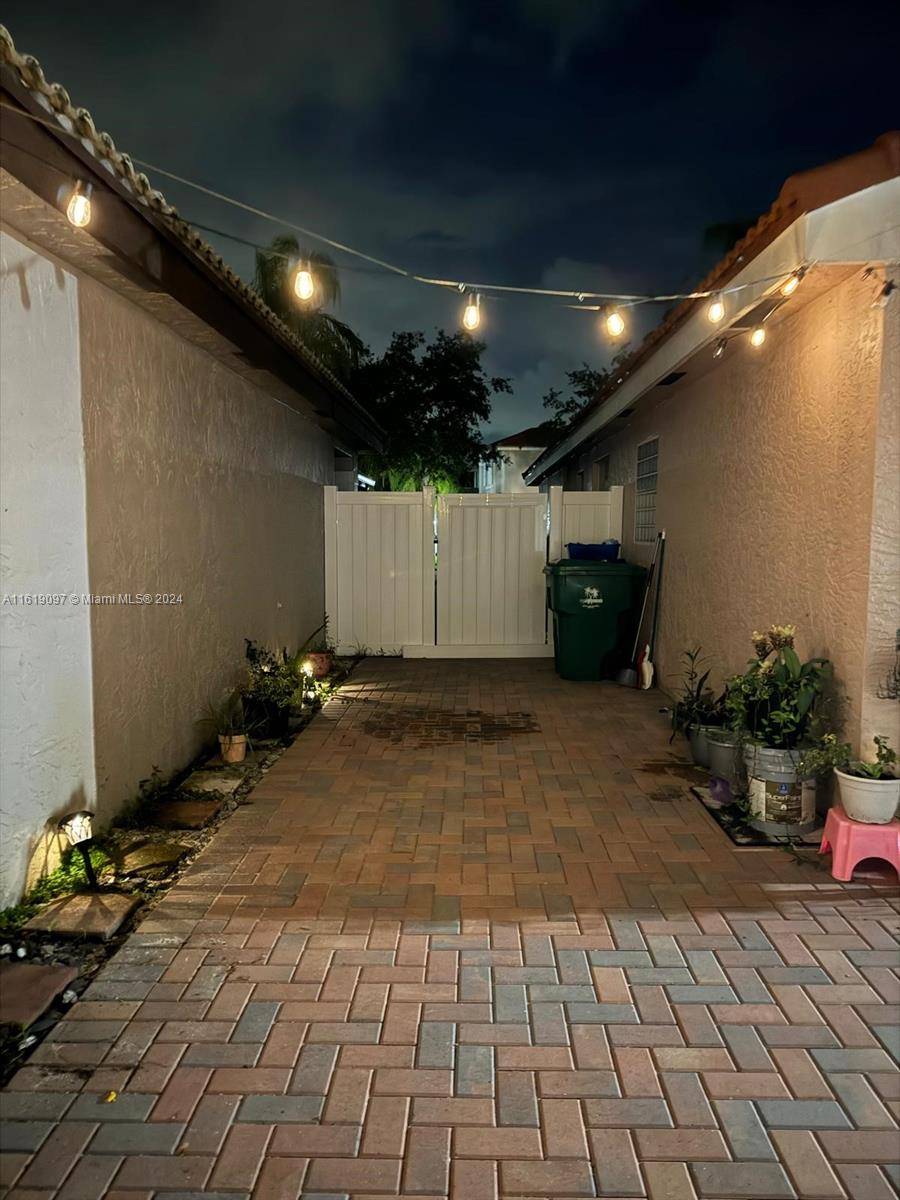 Miramar, FL 33029,17753 SW 24th Ct