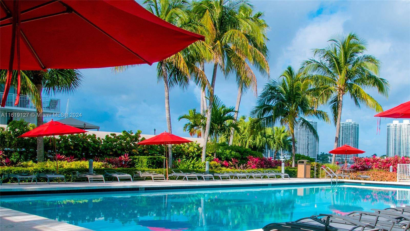 Sunny Isles Beach, FL 33160,18100 N Bay Rd #906