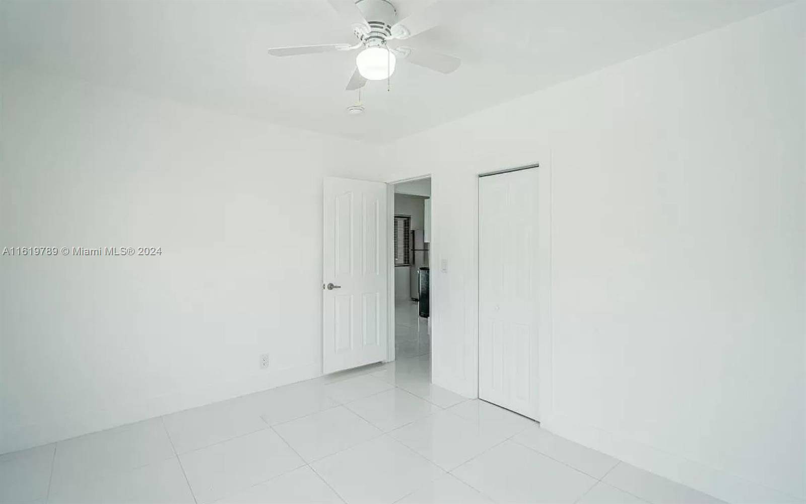 Miami Beach, FL 33141,7935 Crespi Blvd #4