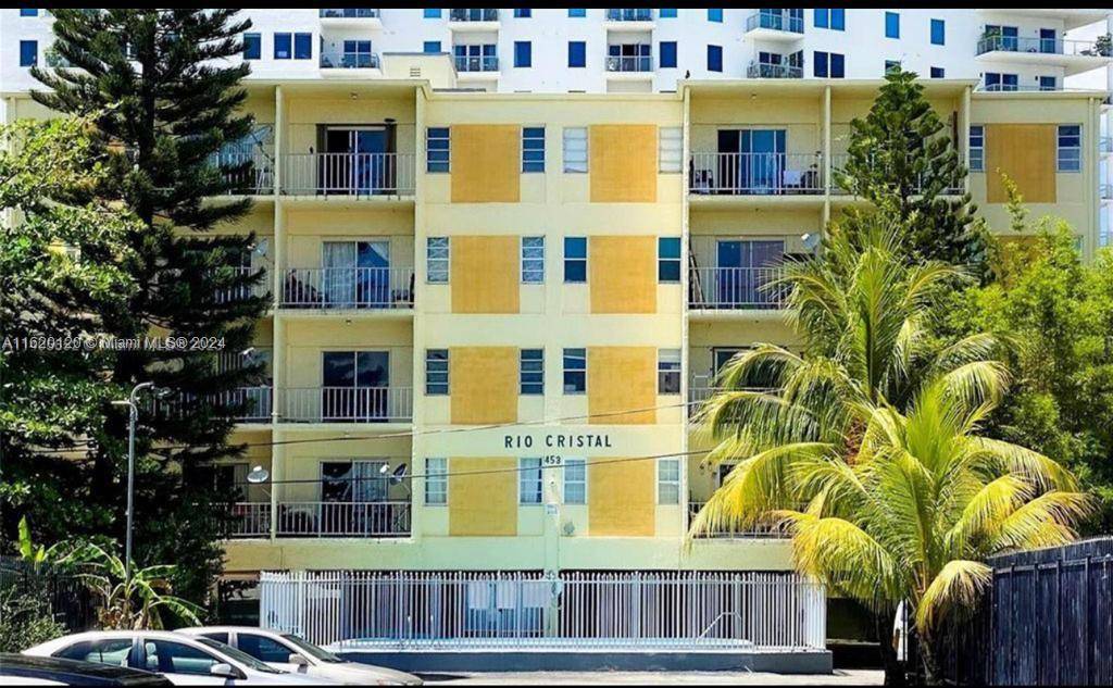 Miami, FL 33130,453 SW 2nd St #107A