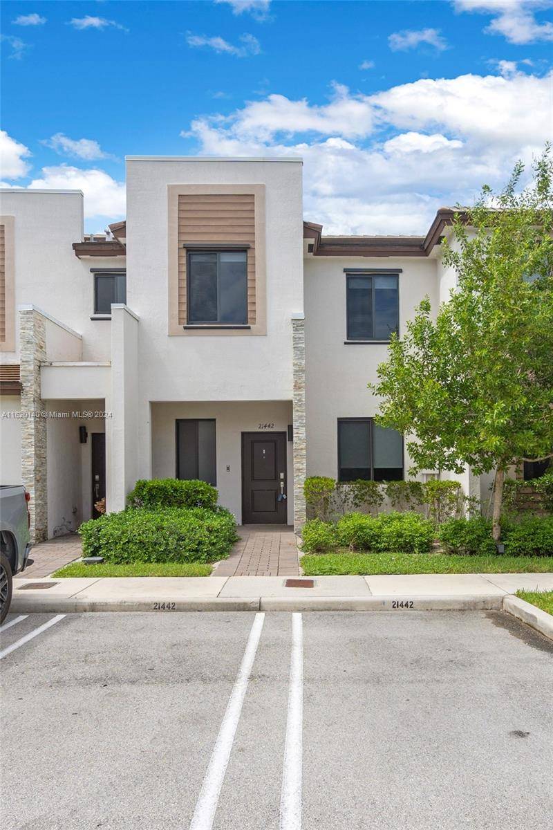 Miami, FL 33179,21442 NE 3rd Pl