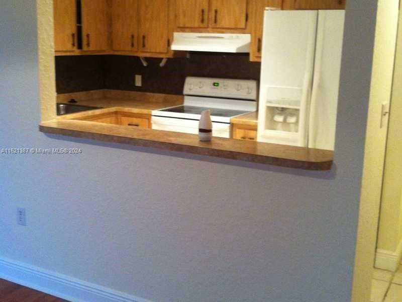Lauderhill, FL 33319,5530 NW 44th St #411C