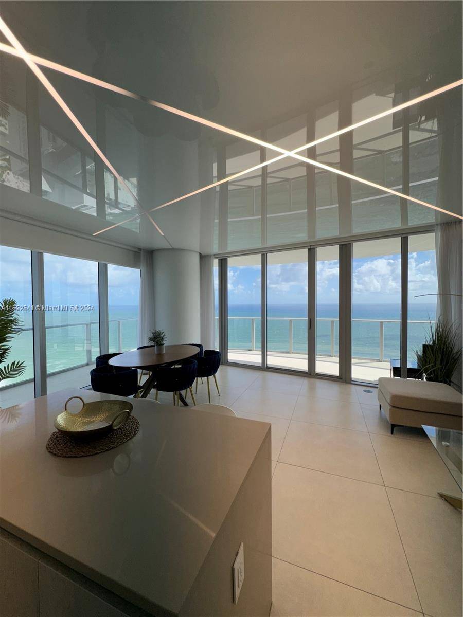 Hollywood, FL 33019,4111 S Ocean Dr #3002