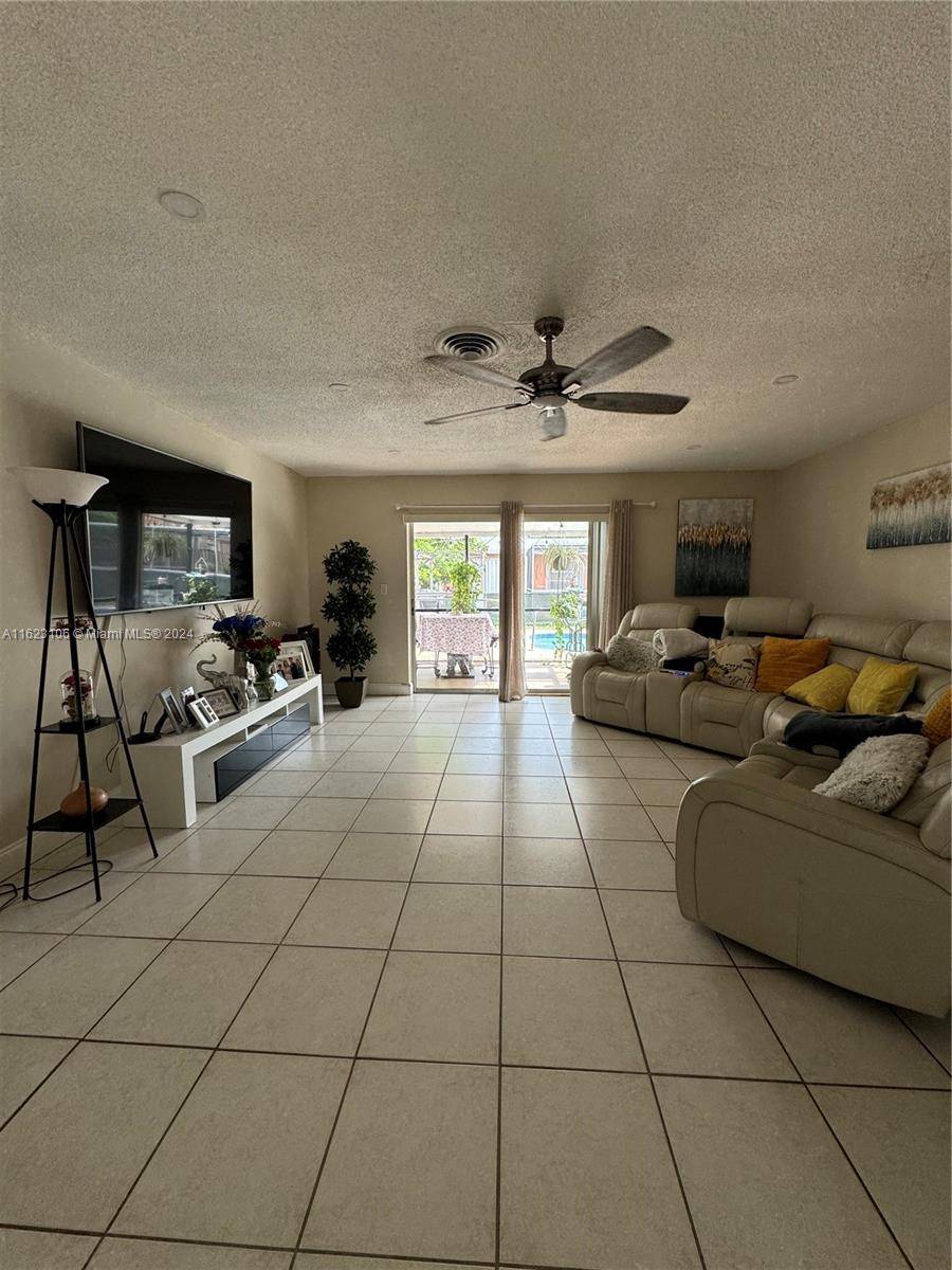 Lauderhill, FL 33313,4221 NW 23rd St
