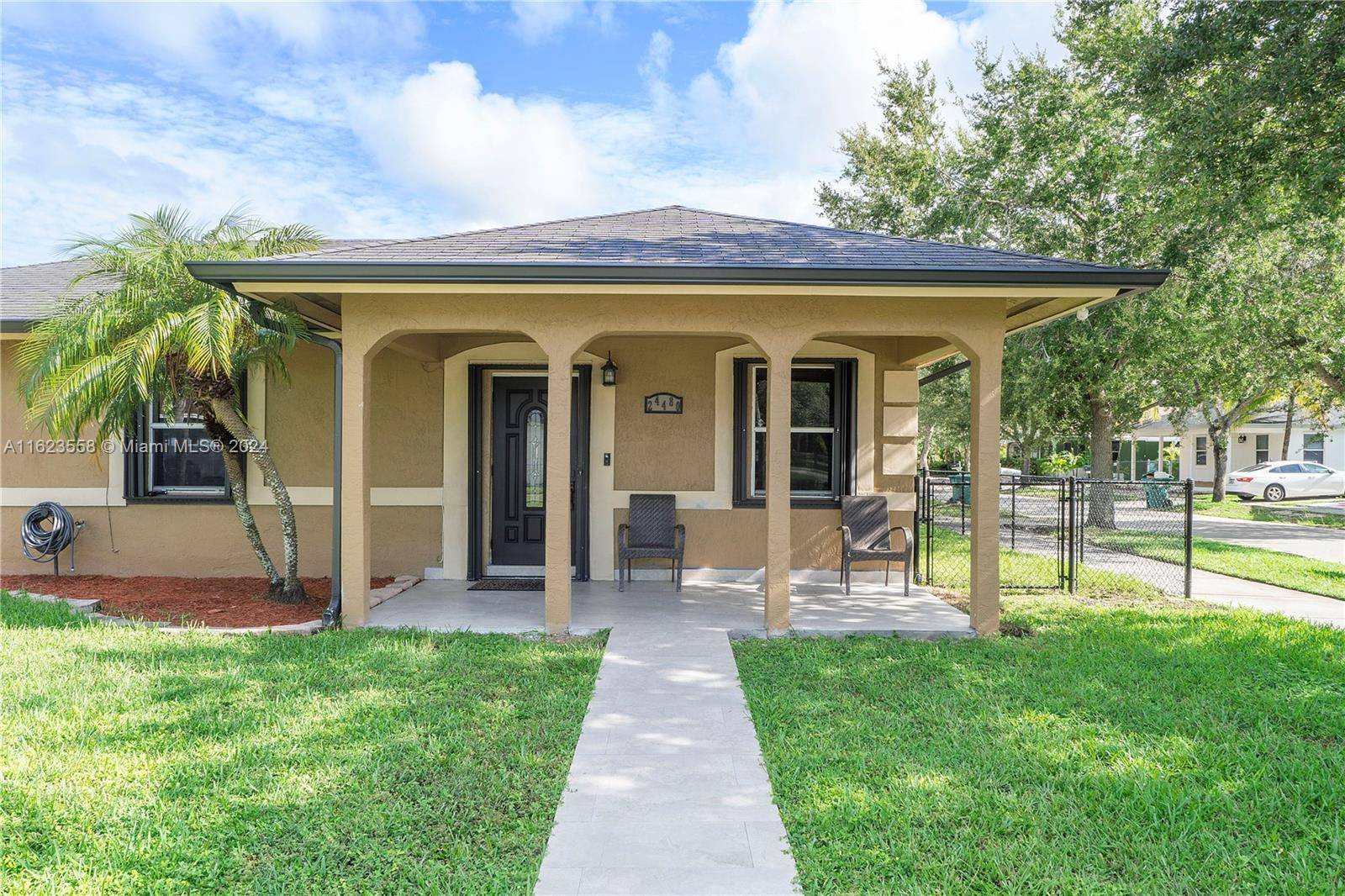 Homestead, FL 33032,24480 SW 129th Ct