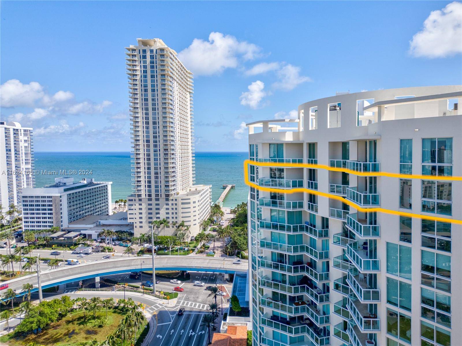 Sunny Isles Beach, FL 33160,150 Sunny Isles Blvd #1-UPH2