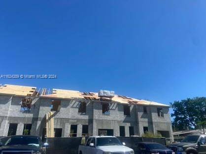 Florida City, FL 33034,848 SW 1st St