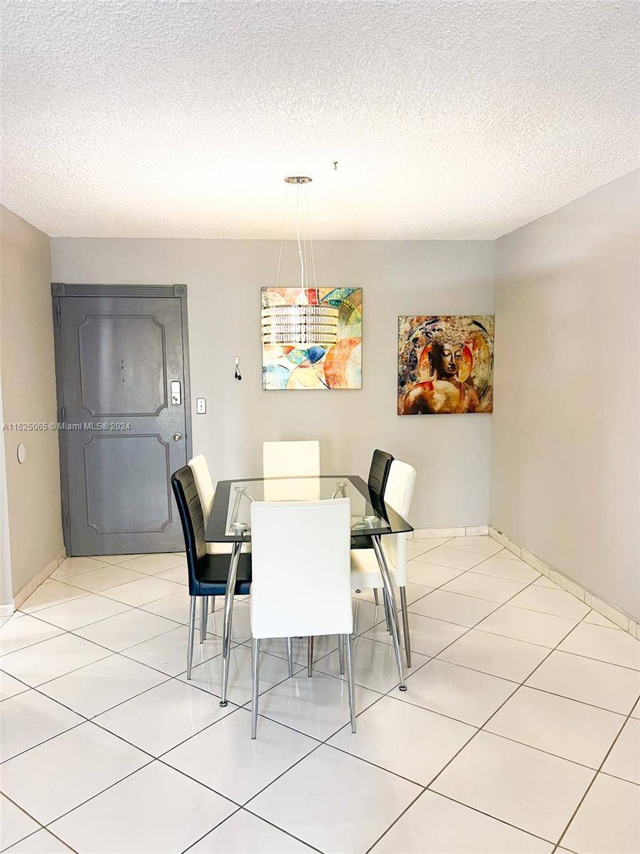 Hallandale Beach, FL 33009,401 Golden Isles Dr #315