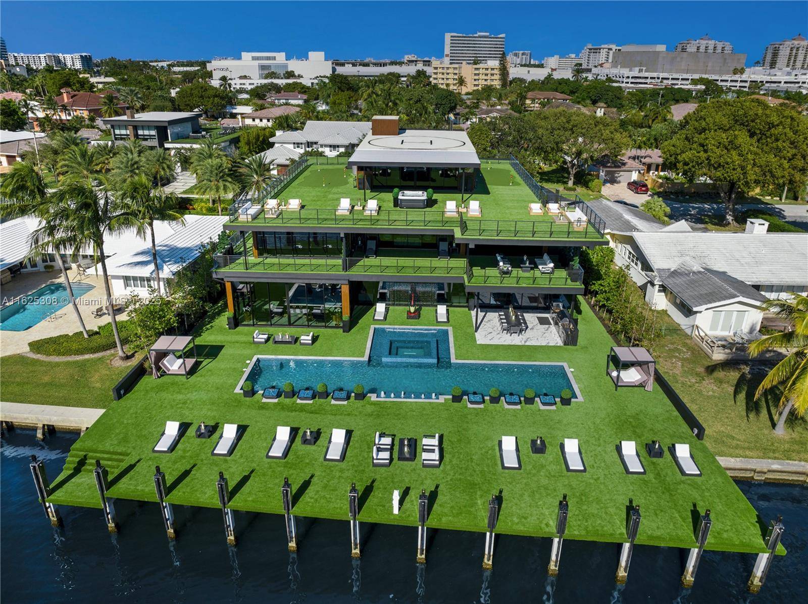 Fort Lauderdale, FL 33304,733 Middle River Dr