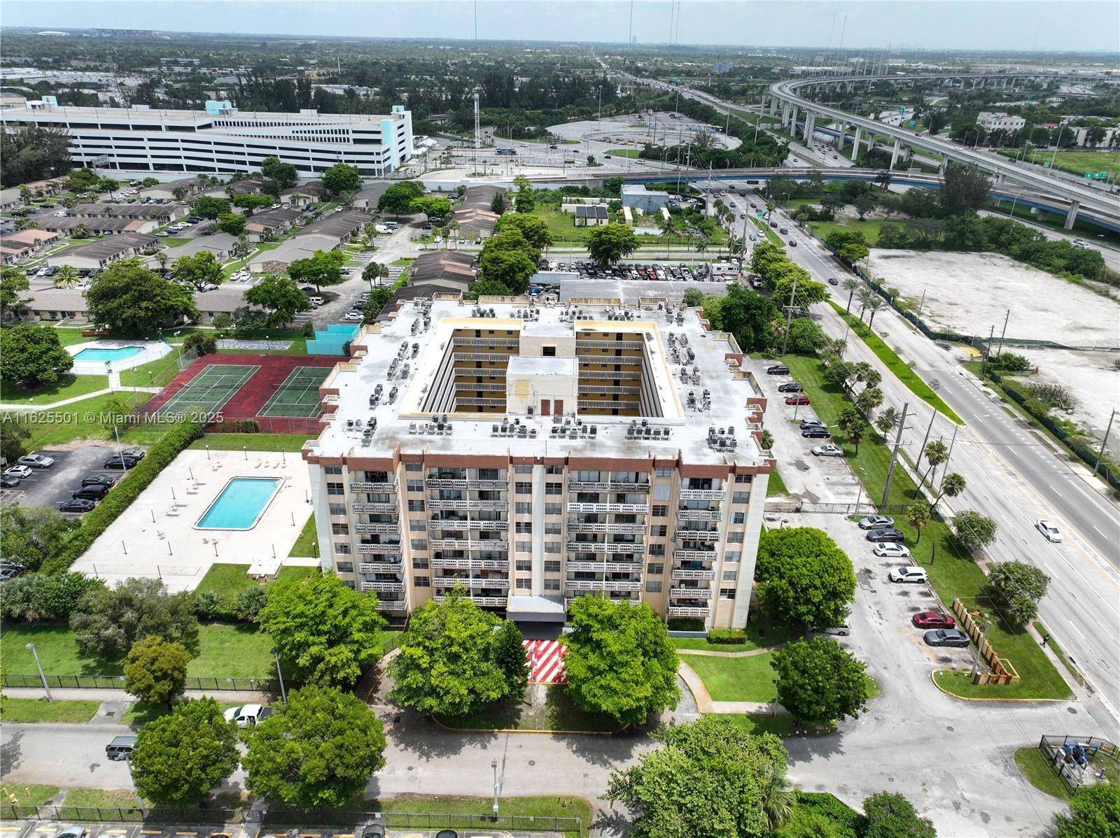 Miami, FL 33169,15600 NW 7th Ave #306