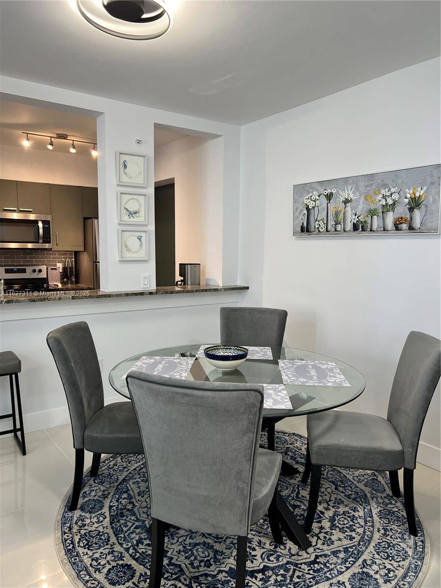 Sunny Isles Beach, FL 33160,17100 N Bay Rd #1509