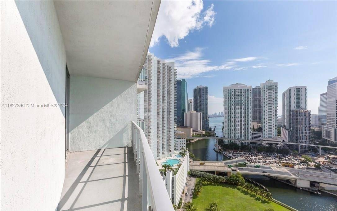 Miami, FL 33130,90 SW 3rd St #2511