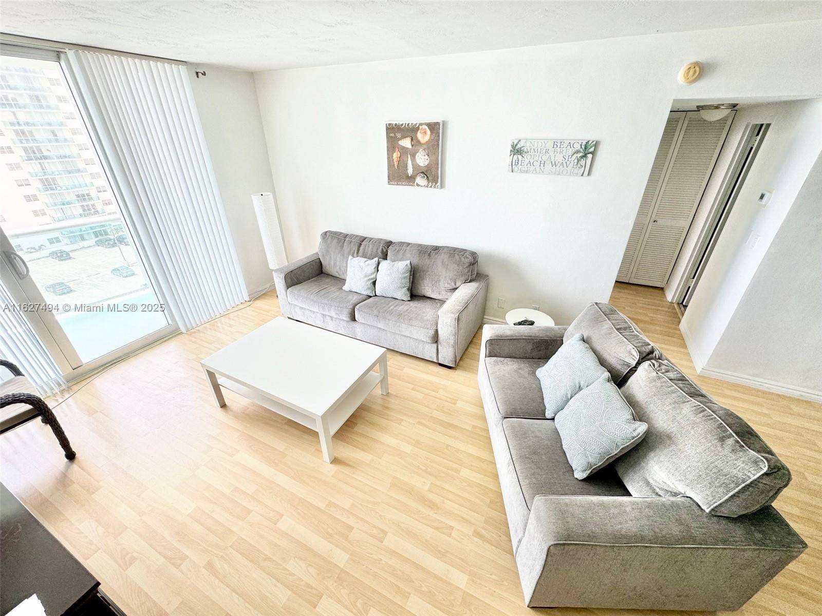 Hollywood, FL 33019,3801 OCEAN DR #10H