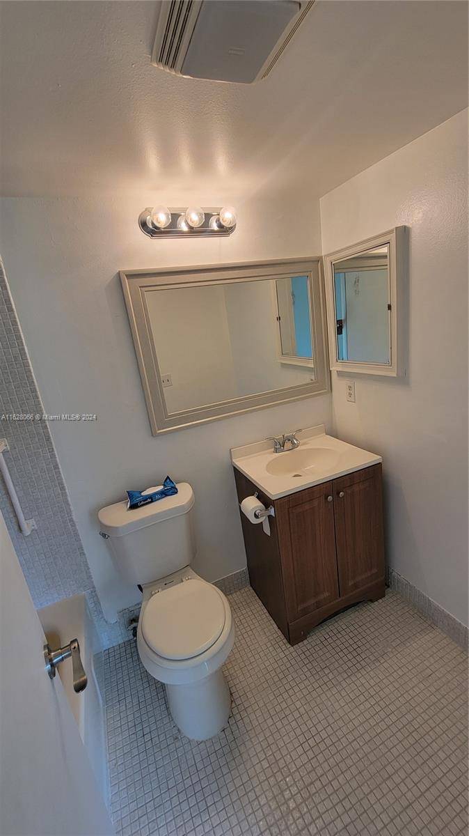 Boca Raton, FL 33434,272 Mansfield G #272
