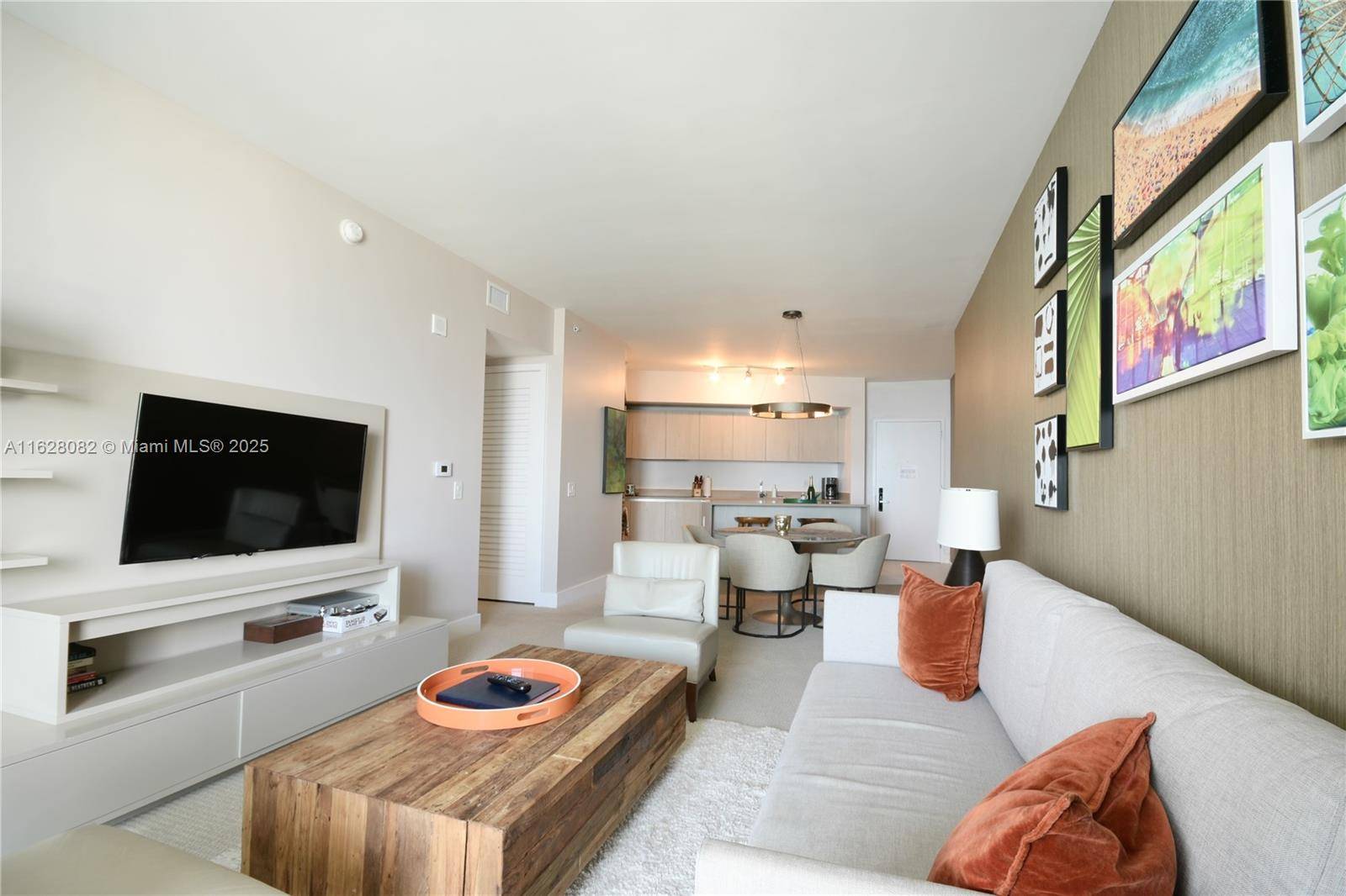 Hollywood, FL 33019,4111 S Ocean Dr #1810