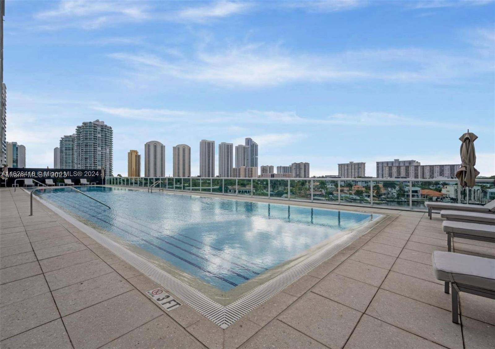 Sunny Isles Beach, FL 33160,400 Sunny Isles Blvd #715