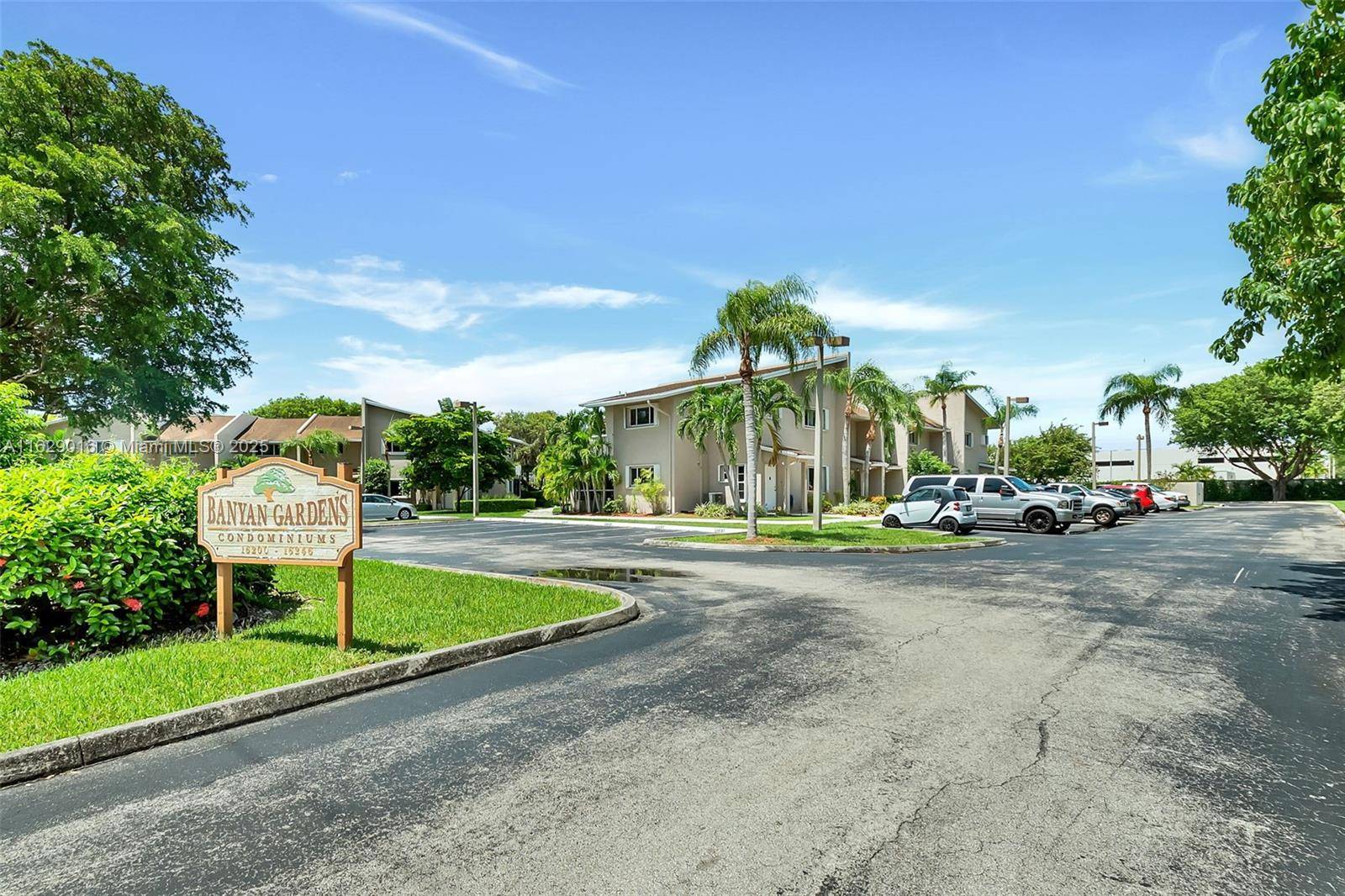 Palmetto Bay, FL 33157,16210 SW 92nd Ave #19
