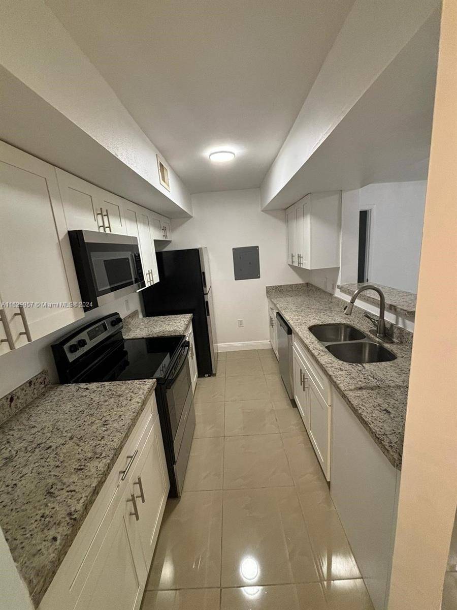 Miami, FL 33196,10500 SW 155th Ct #10211