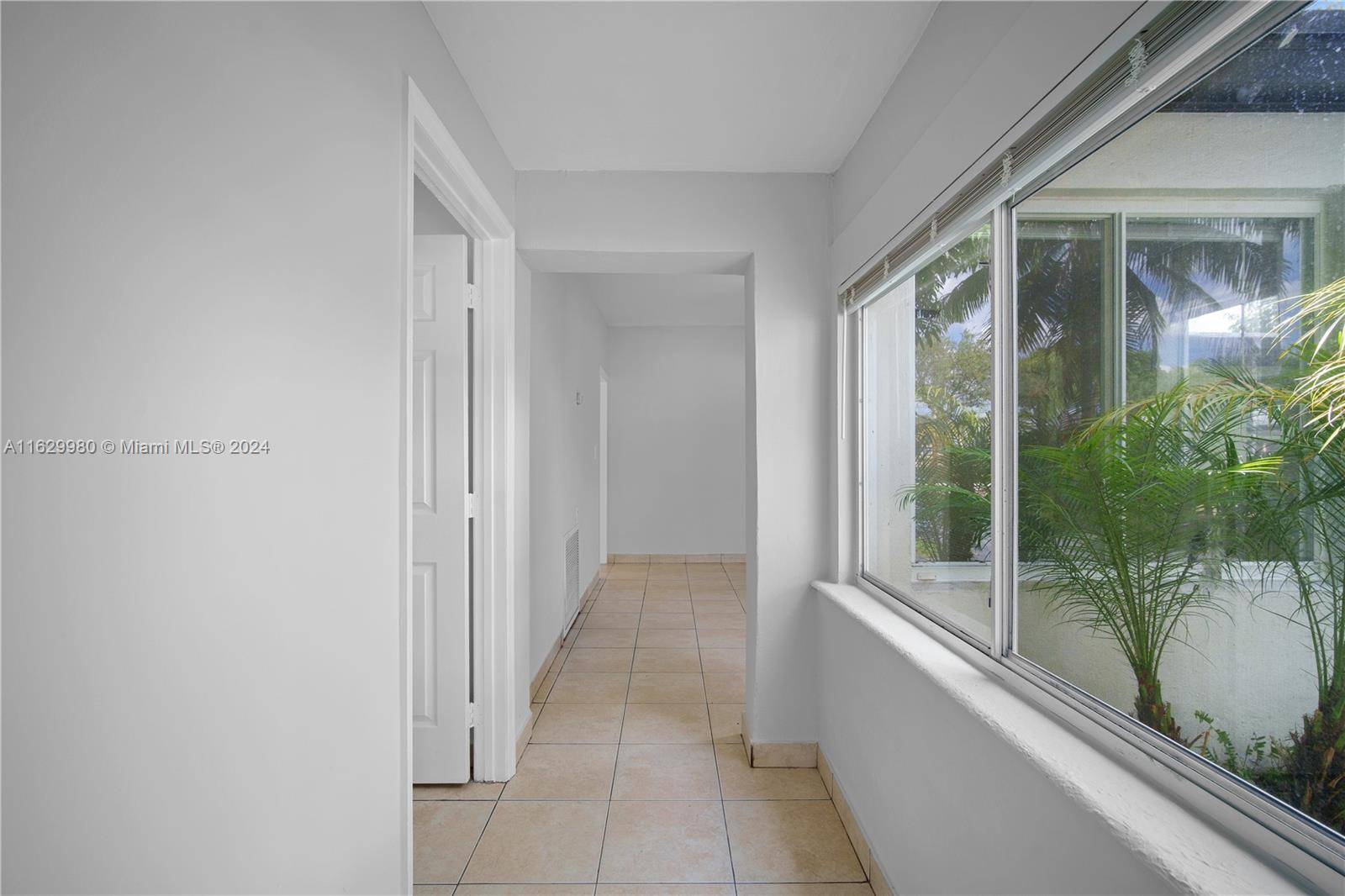 North Miami Beach, FL 33162,1950 NE 182nd St