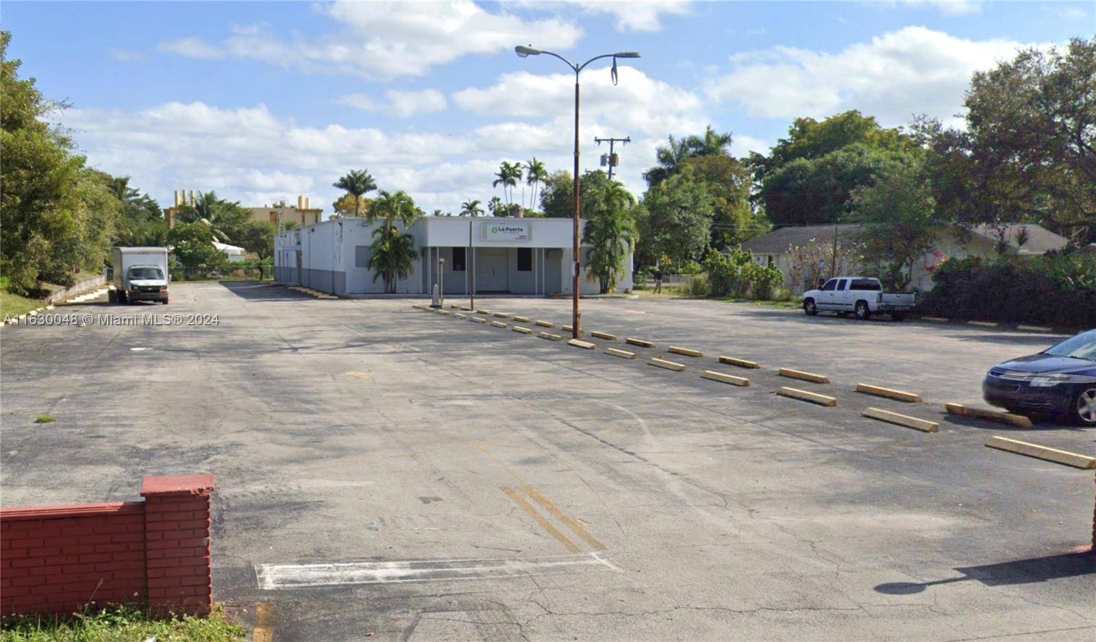 North Miami, FL 33161,12495 NE 2nd Ave
