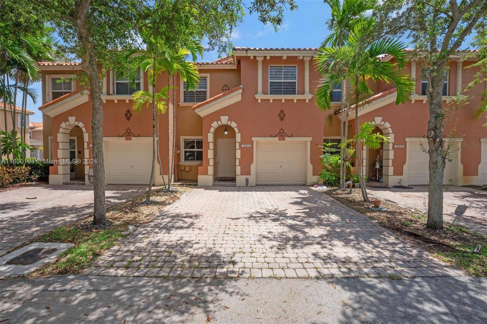 Miami, FL 33185,15244 SW 31st St #15244