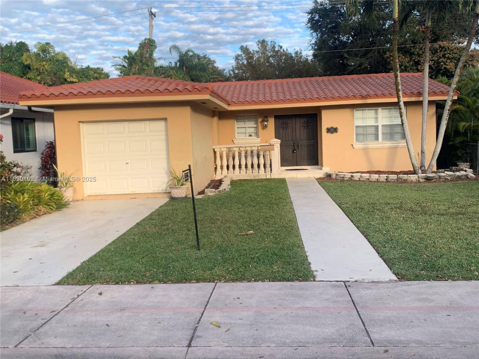 Coral Gables, FL 33134,825 El Rado St
