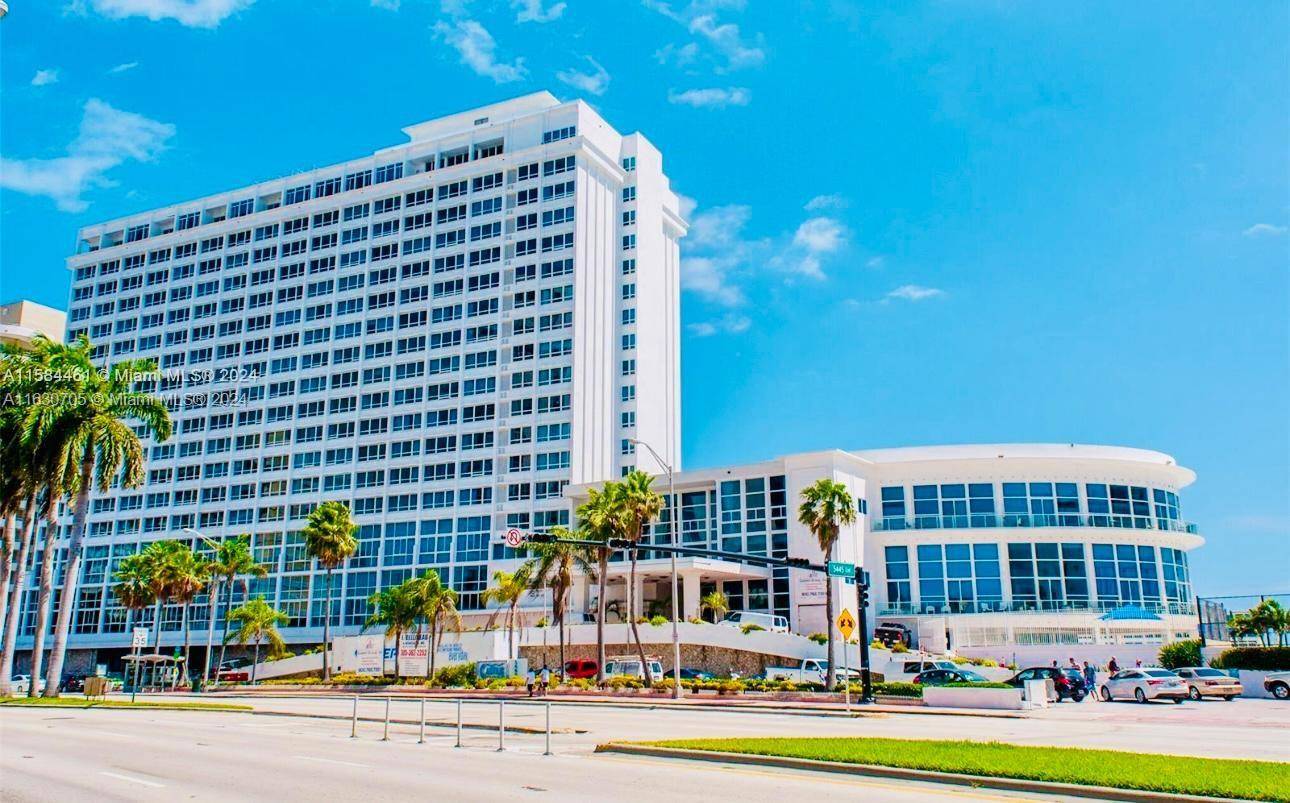Miami Beach, FL 33140,5445 Collins Ave #402