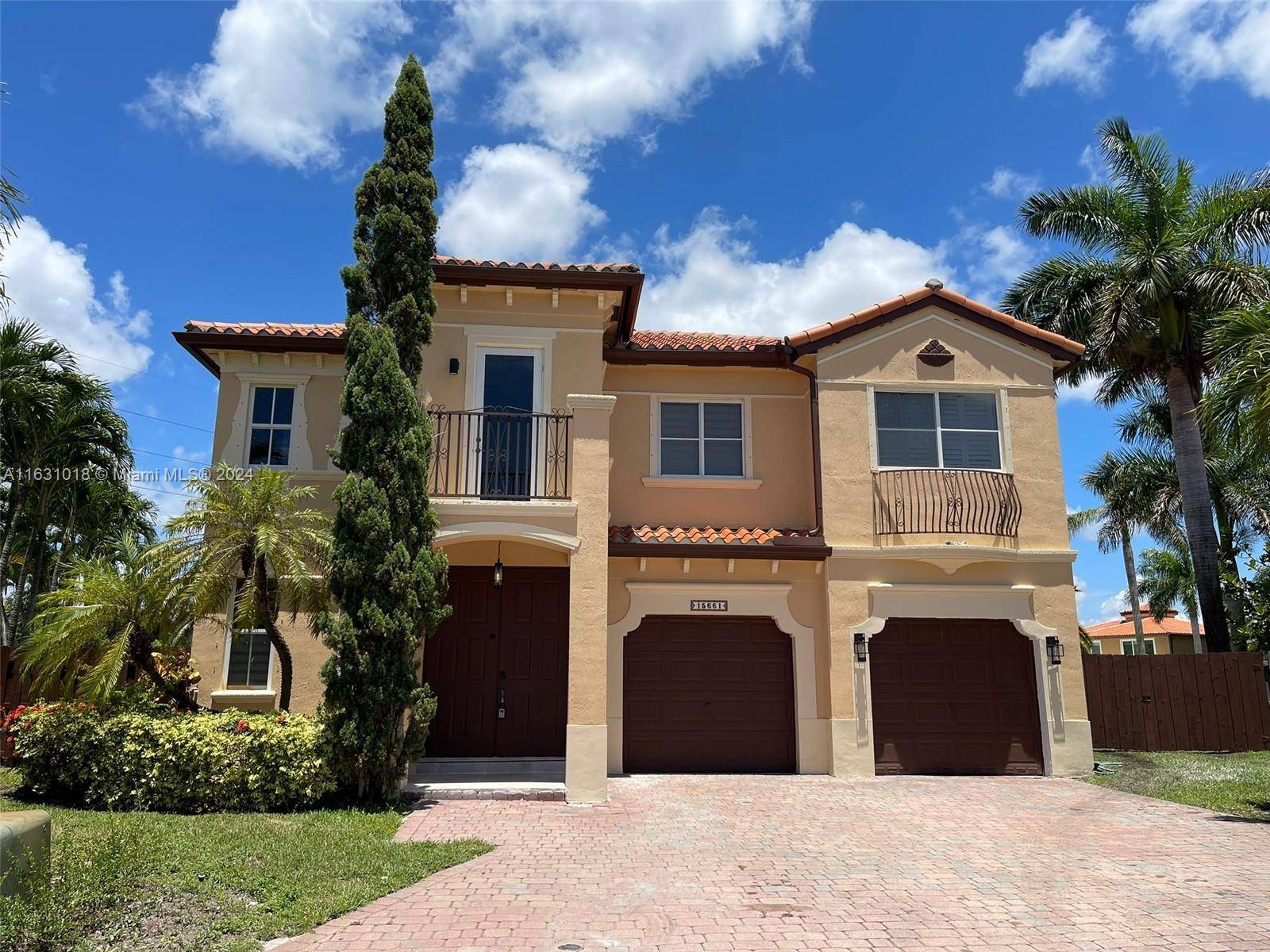 Miami, FL 33185,15661 SW 29th Ter