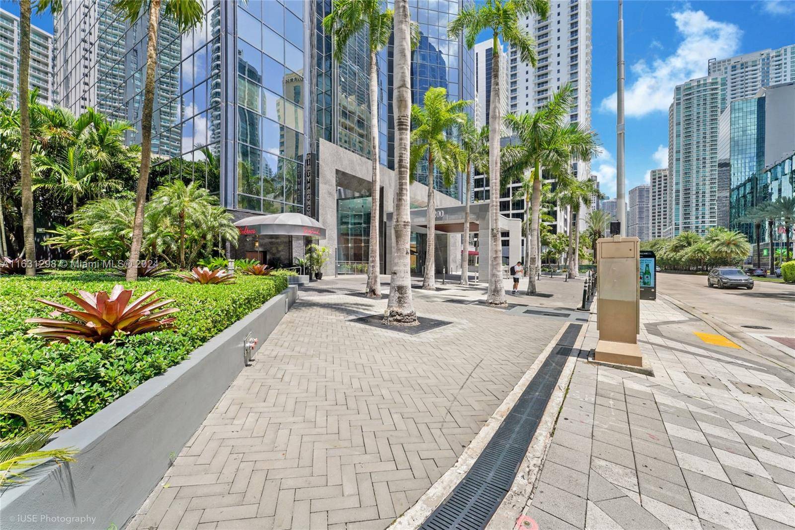 Miami, FL 33131,1200 Brickell Ave #860-A