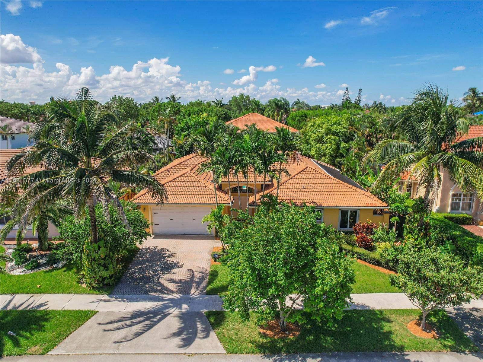 Miami, FL 33196,15813 SW 102nd Ln
