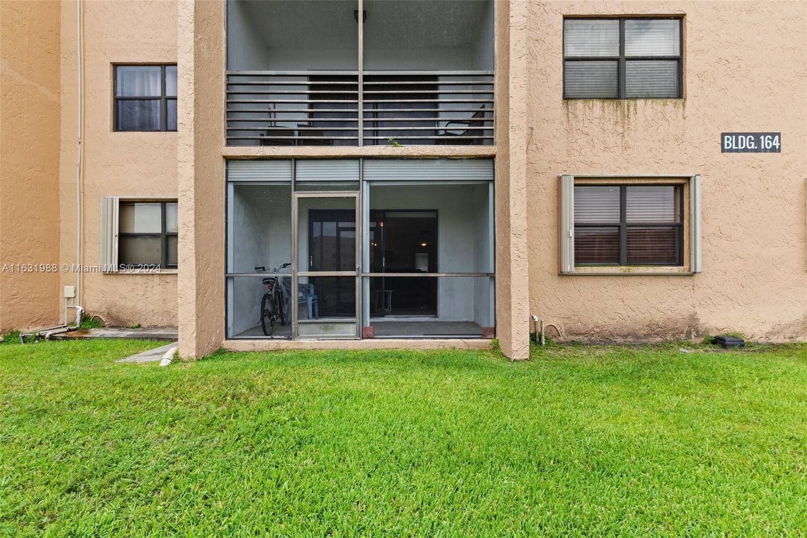 Sunrise, FL 33322,10467 Sunrise Lakes Blvd #109