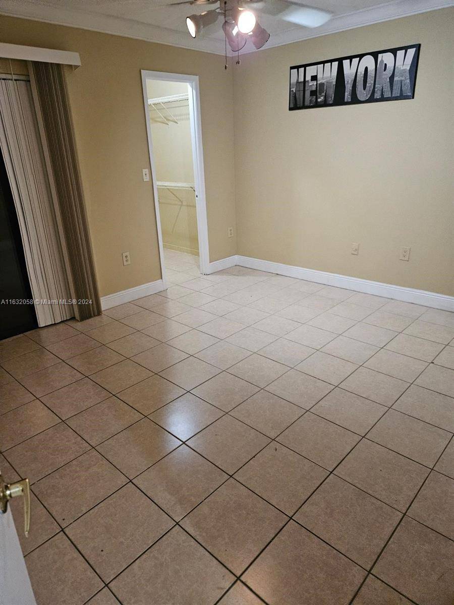 Cutler Bay, FL 33190,10370 SW 220th St #114