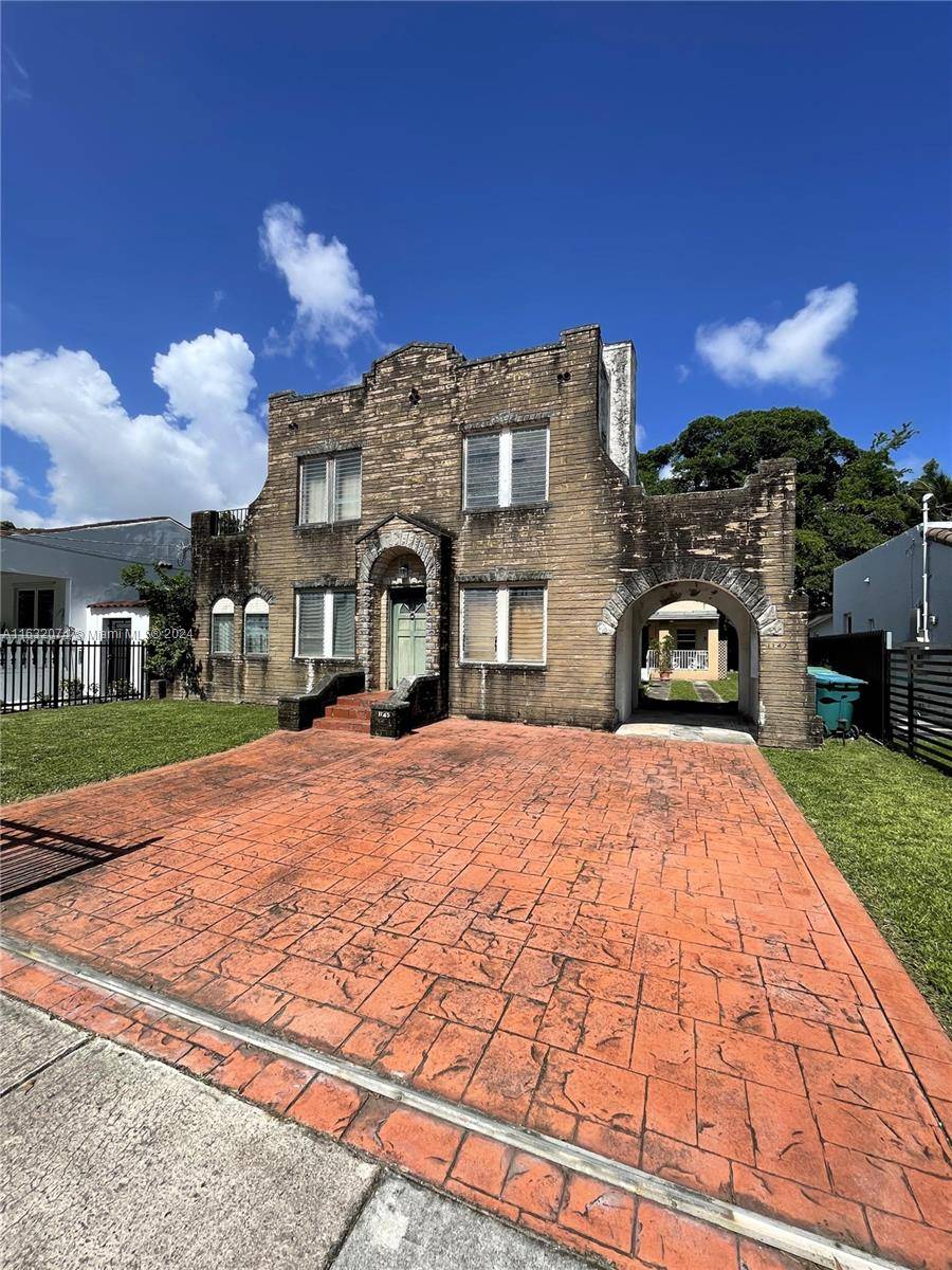 Miami, FL 33135,1145 SW 20th Ave