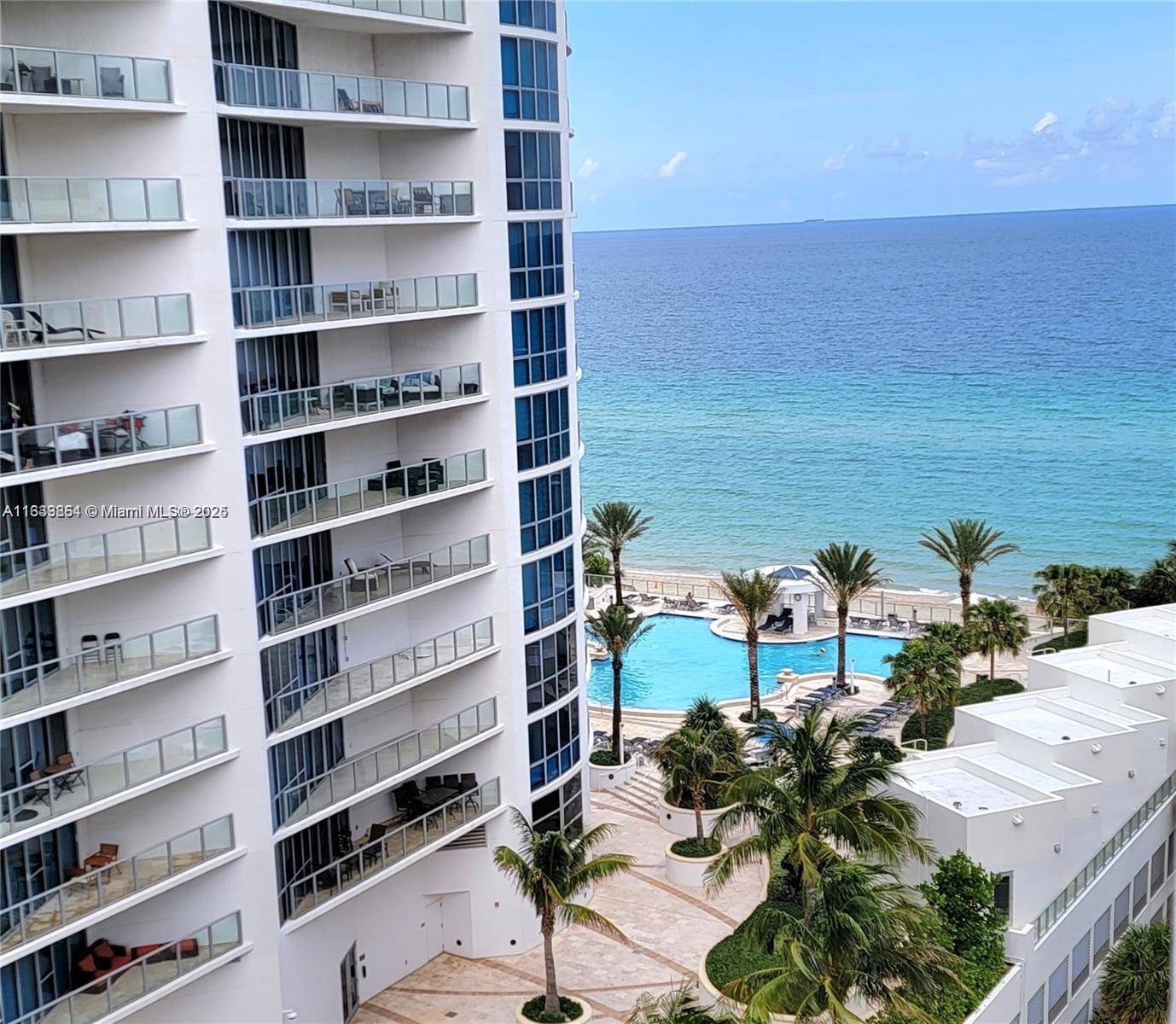 Hollywood, FL 33019,3505 S Ocean Dr #1105