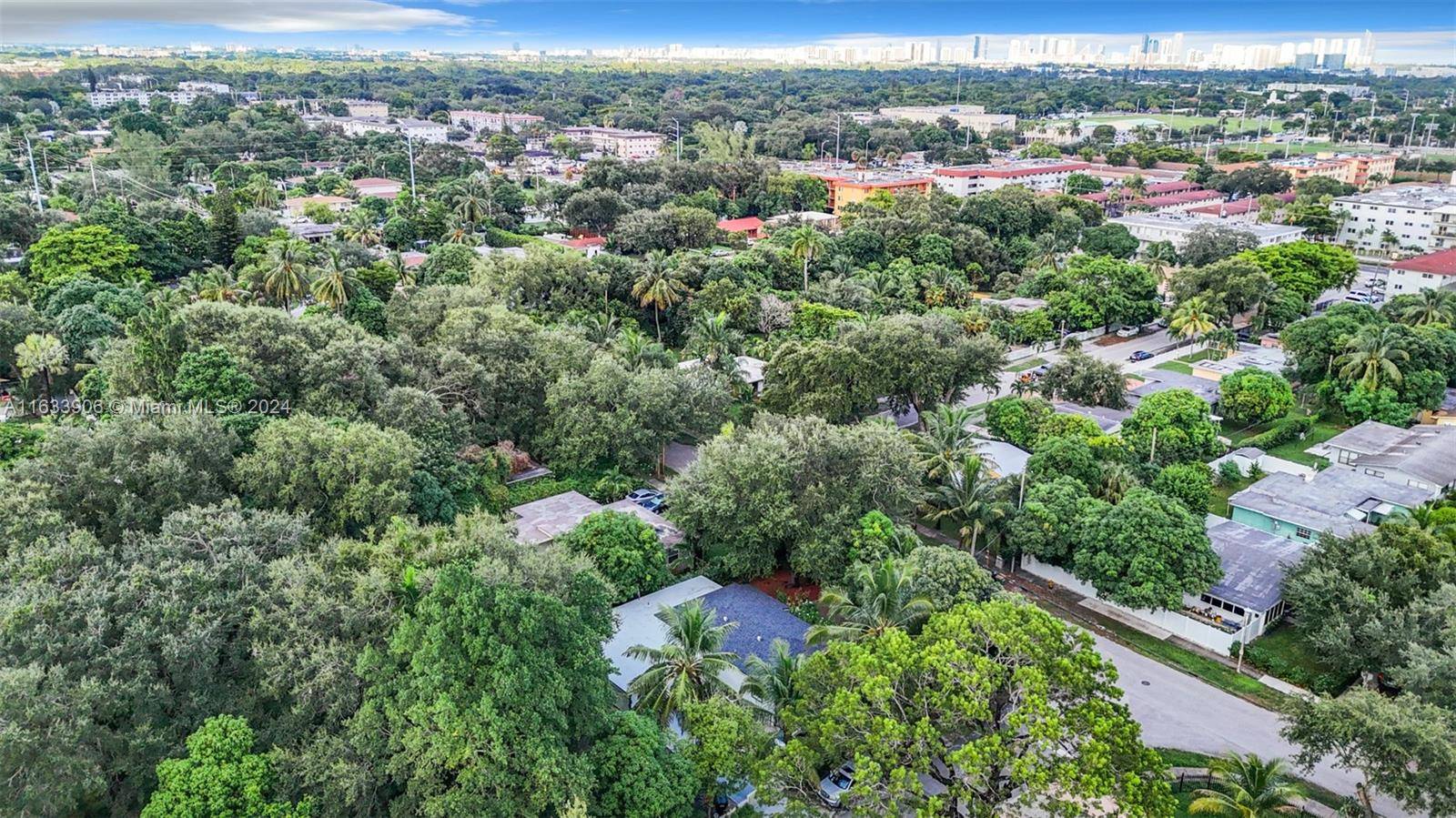 North Miami, FL 33161,13250 NE 5th Ave