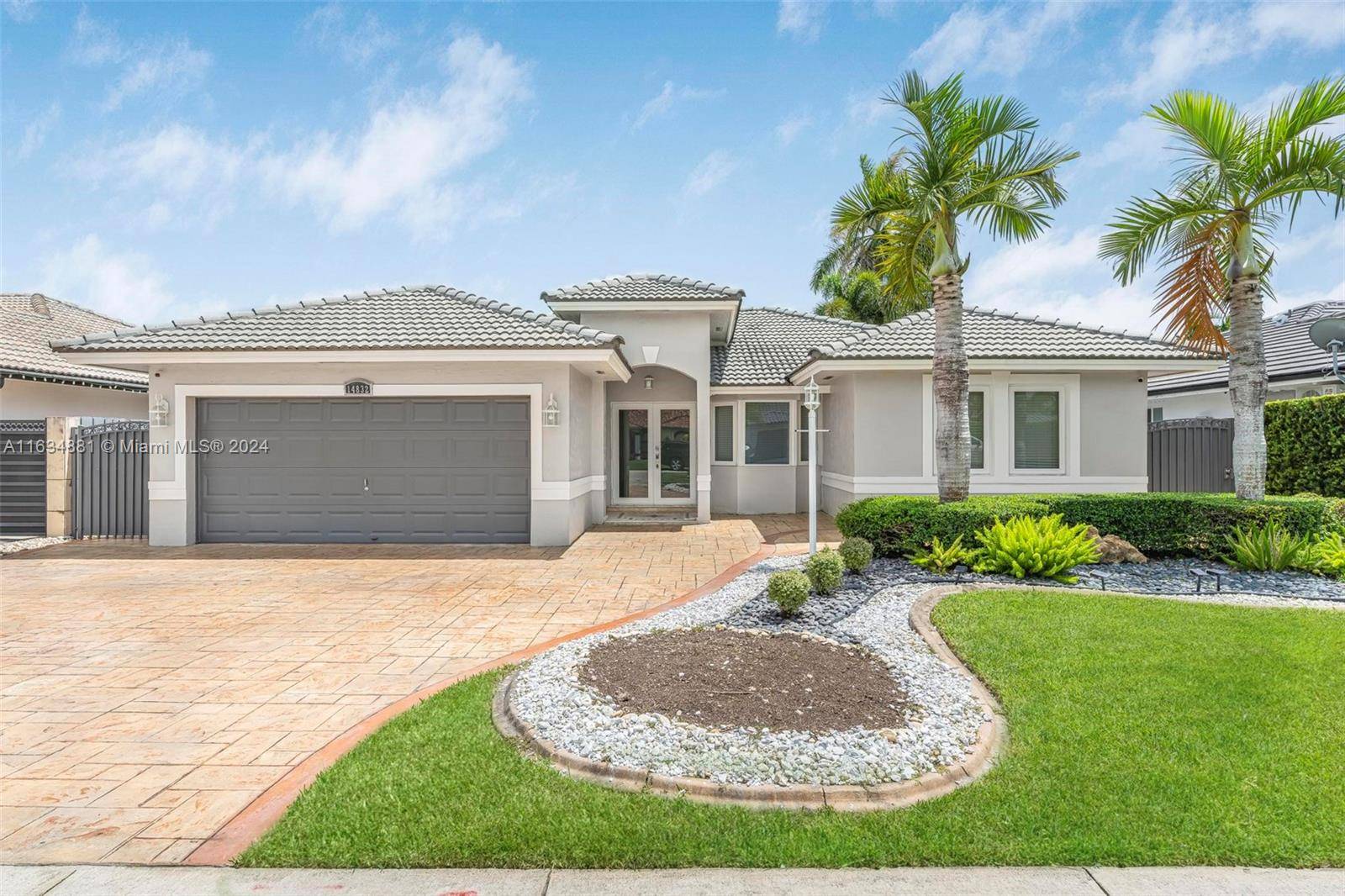 Miami, FL 33187,14832 SW 176th St