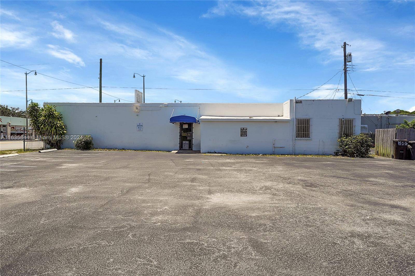 West Palm Beach, FL 33407,5509 Broadway