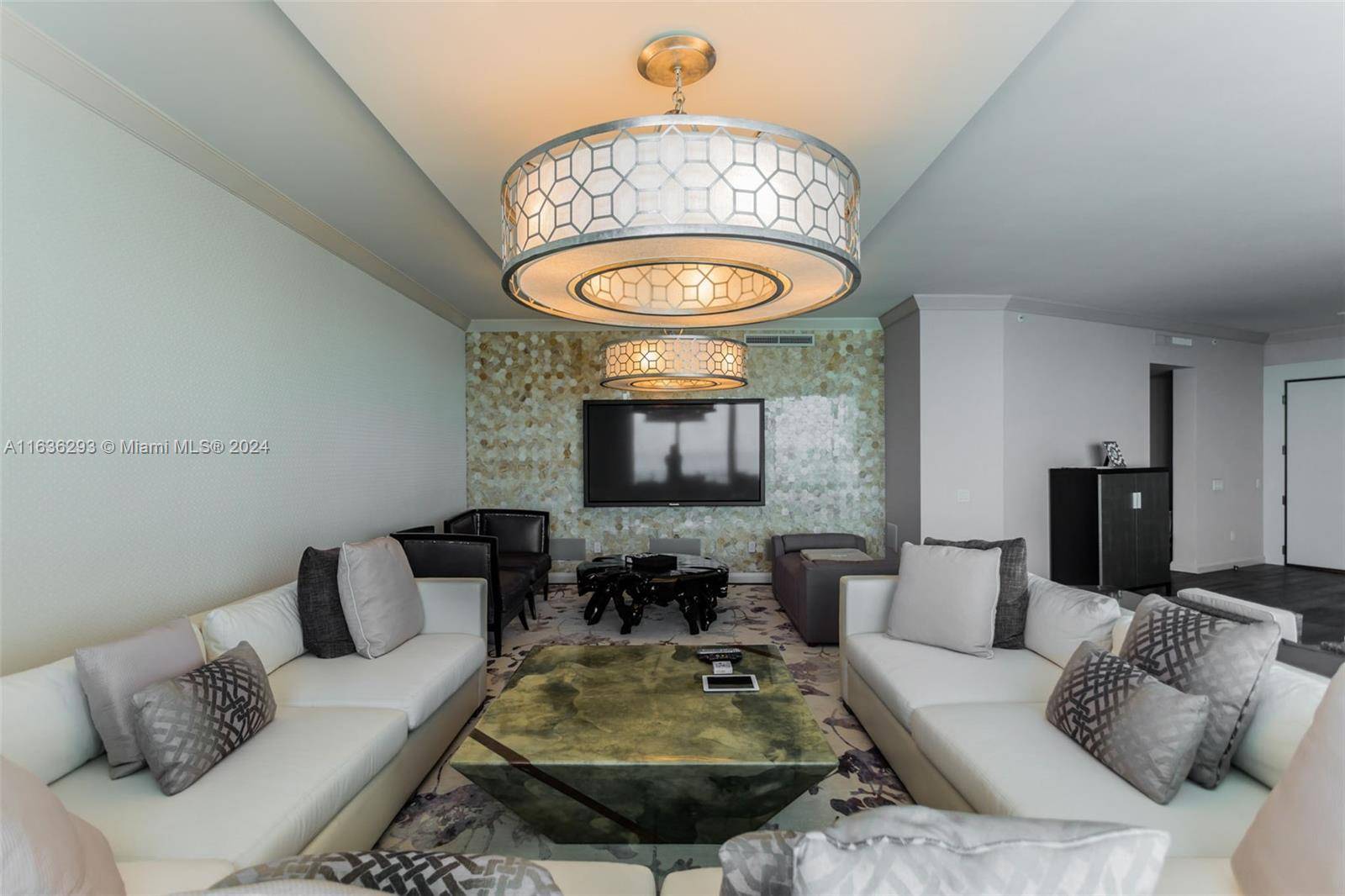 Bal Harbour, FL 33154,10295 Collins Ave #1203