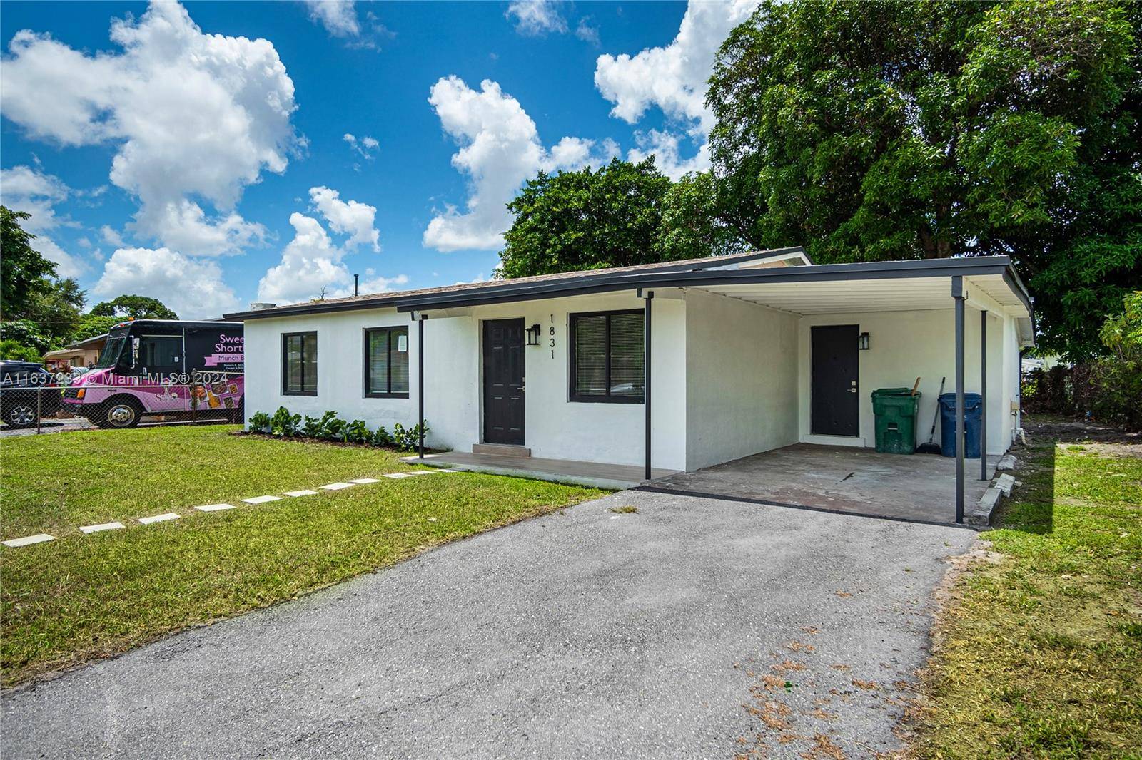 Lauderhill, FL 33311,1831 NW 33rd Ter