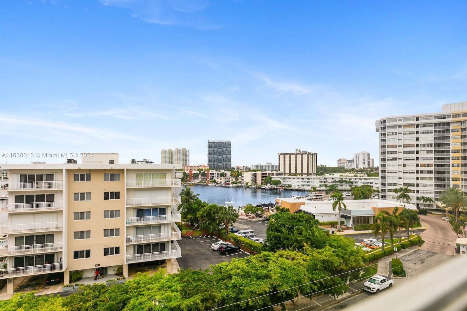 Hallandale Beach, FL 33009,111 Golden Isles Dr #D3