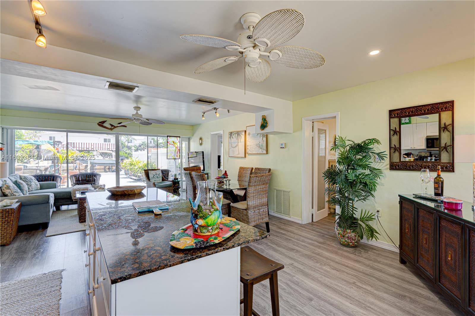Plantation Key, FL 33070,130 Plantation Ave #Upper